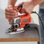 Fierastrau pendular Black&Decker, BES610K, 650W - Fierastraie pendulare/sabie si circulare - Simple Tools