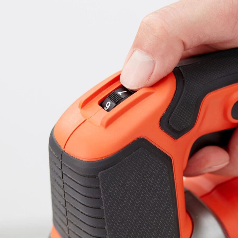 Fierastrau pendular Black&Decker, BES610K, 650W - Fierastraie pendulare/sabie si circulare - Simple Tools