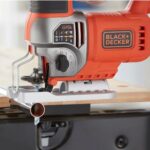 Fierastrau pendular Black&Decker, BES610K, 650W - Fierastraie pendulare/sabie si circulare - Simple Tools