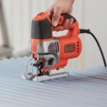 Fierastrau pendular Black&Decker, BES610K, 650W - Fierastraie pendulare/sabie si circulare - Simple Tools