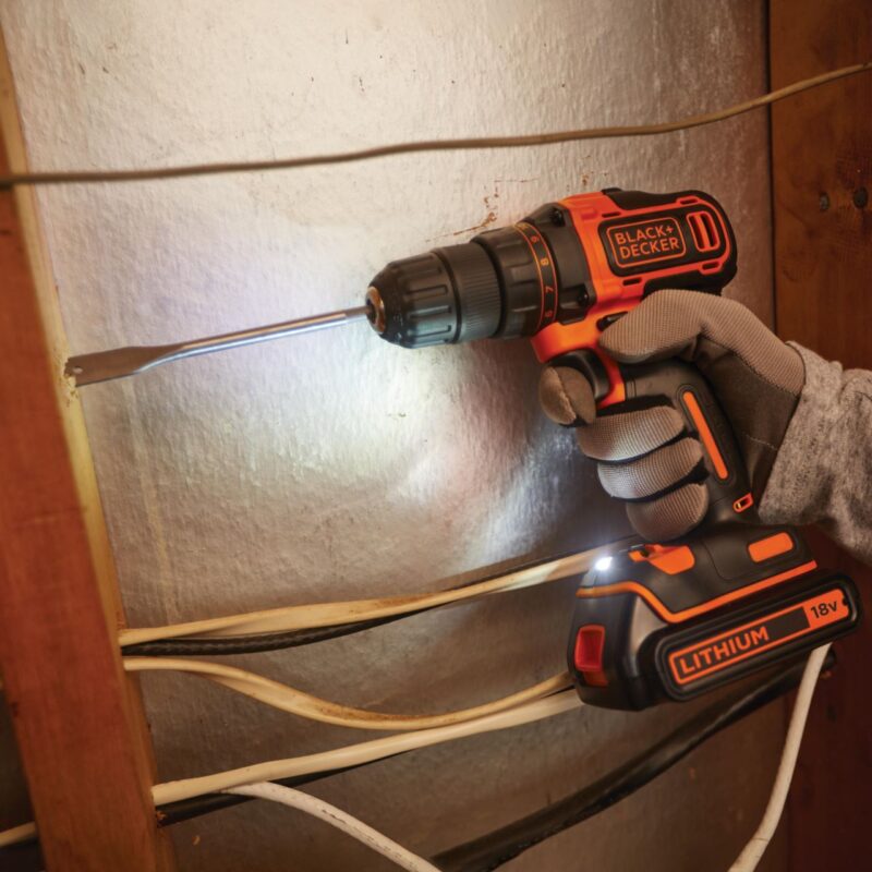 Masina de gaurit si insurubat Black&Decker BDCDD186-QW cu acumulator Li-Ion 1.5 Ah 18V si incarcator - Masini de gaurit si insurubat cu acumulator - Simple Tools