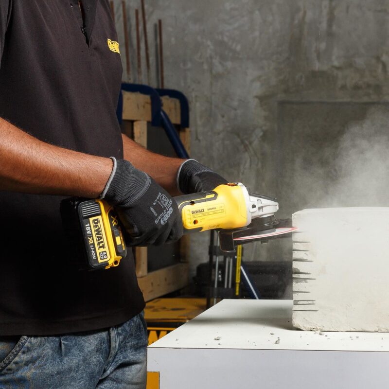 Polizor unghiular DeWalt, DCG405N, 125 mm,  XR Li-Ion 18 V 5.0 Ah si XR Flexvolt (acumulatorul nu este inclus), motor fara perii - Polizoare unghiulare si de banc - Simple Tools