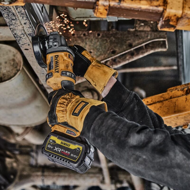 Polizor unghiular DeWalt, DCG418N, 125 mm, XR Flexvolt 54 V (acumulatorul nu este inclus), motor fara perii - Polizoare unghiulare si de banc - Simple Tools