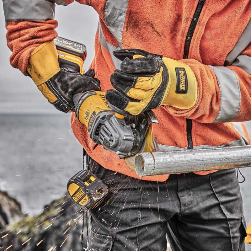 Polizor unghiular DeWalt, DCG418N, 125 mm, XR Flexvolt 54 V (acumulatorul nu este inclus), motor fara perii - Polizoare unghiulare si de banc - Simple Tools
