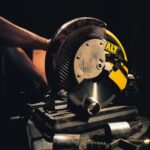 Debitator stationar cu disc placat cu carbura de wolfram DeWalt, DW872, 355 mm, 2200W - Polizoare unghiulare si de banc - Simple Tools