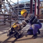 Debitator stationar cu disc placat cu carbura de wolfram DeWalt, DW872, 355 mm, 2200W - Polizoare unghiulare si de banc - Simple Tools