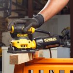 Slefuitor orbital cu talpa dreptunghiulara DeWalt, DWE6411, 140 x 115 mm - Scule electrice - Simple Tools
