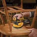 Slefuitor orbital cu excentric DeWalt, DWE6423, 125 mm - Scule electrice - Simple Tools