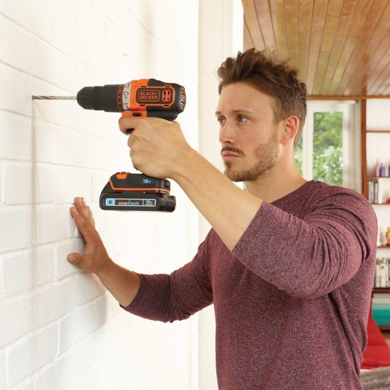 Masina de gaurit si insurubat Black&Decker, BDCHD18, acumulator LI-ION 1.5Ah 18V - Masini de gaurit si insurubat cu acumulator - Simple Tools