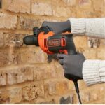 Masina de gaurit cu percutie Black&Decker, BEH550, 550W 1.5-13mm - Bormasini - Simple Tools