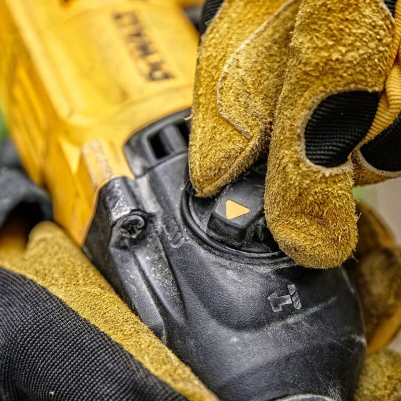 Ciocan rotopercutor DeWalt SDS-PLUS, D25133K-QS 3 moduri 800 W - Ciocane rotopercutoare si demolatoare - Simple Tools
