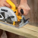 Fierastrau circular DeWalt, DWE575K, disc 190 mm, 1600 W - Fierastraie pendulare/sabie si circulare - Simple Tools
