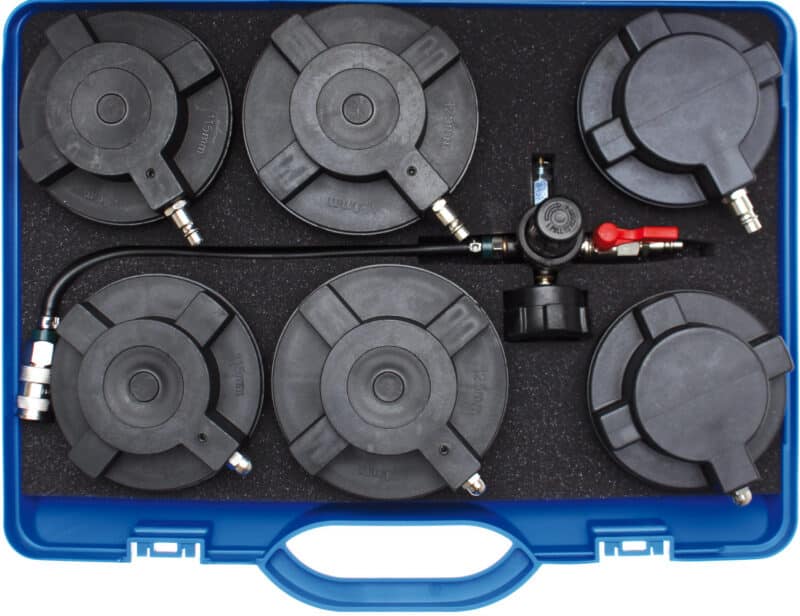 Set capace pentru testarea sistemului turbo la camioane Set capace pentru testarea sistemului turbo la camioane